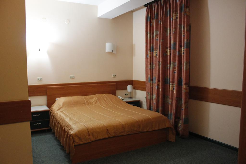 Hotel Cingo أوهغيد الغرفة الصورة