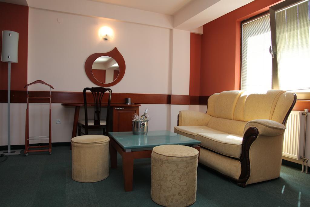 Hotel Cingo أوهغيد المظهر الخارجي الصورة